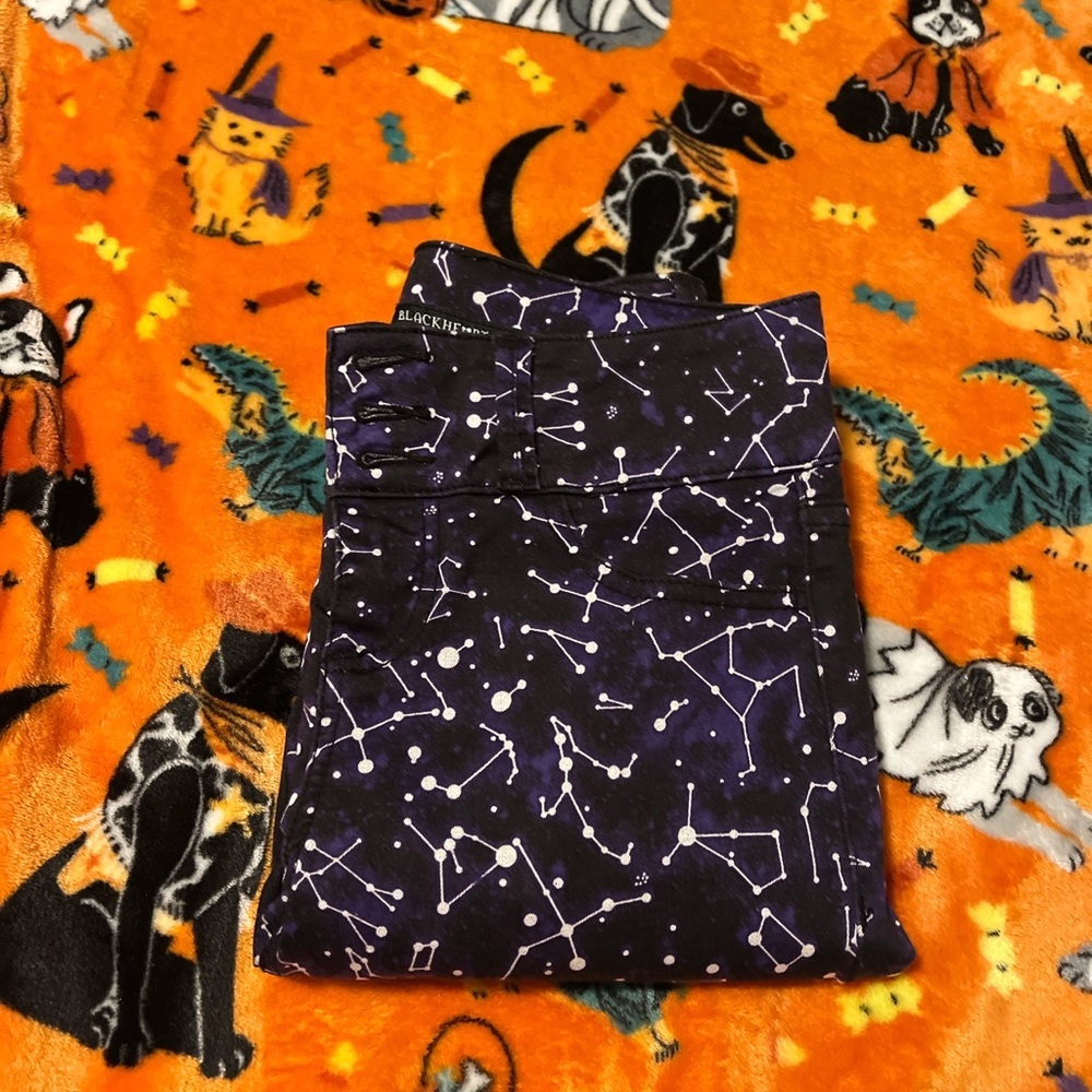 Black heart Galaxy constellations hot topic pants size 1 super skinny - Picture 4 of 13
